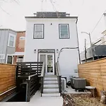 Modern 5Br & 5Ba Rooftop Deck & Private Parking