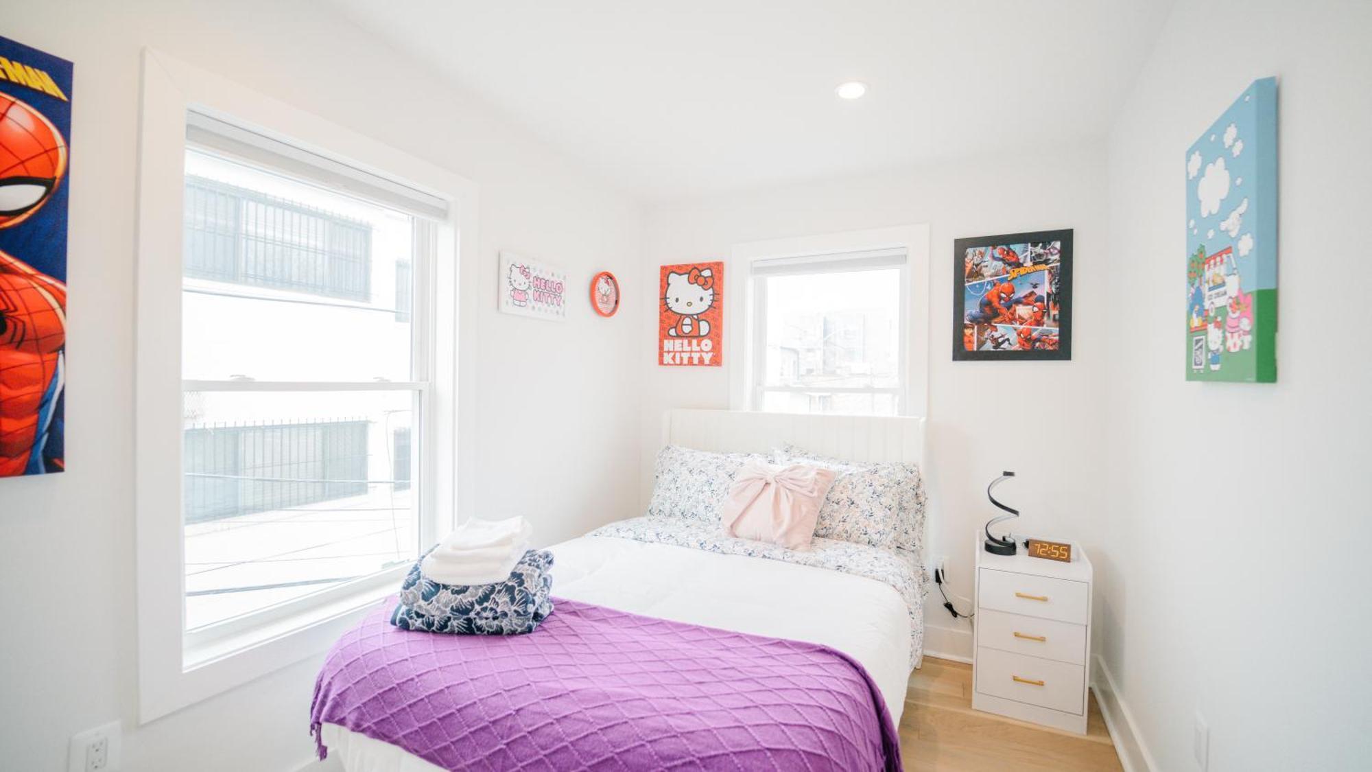 Modern 5br & 5ba Rooftop Deck & Private Parking *