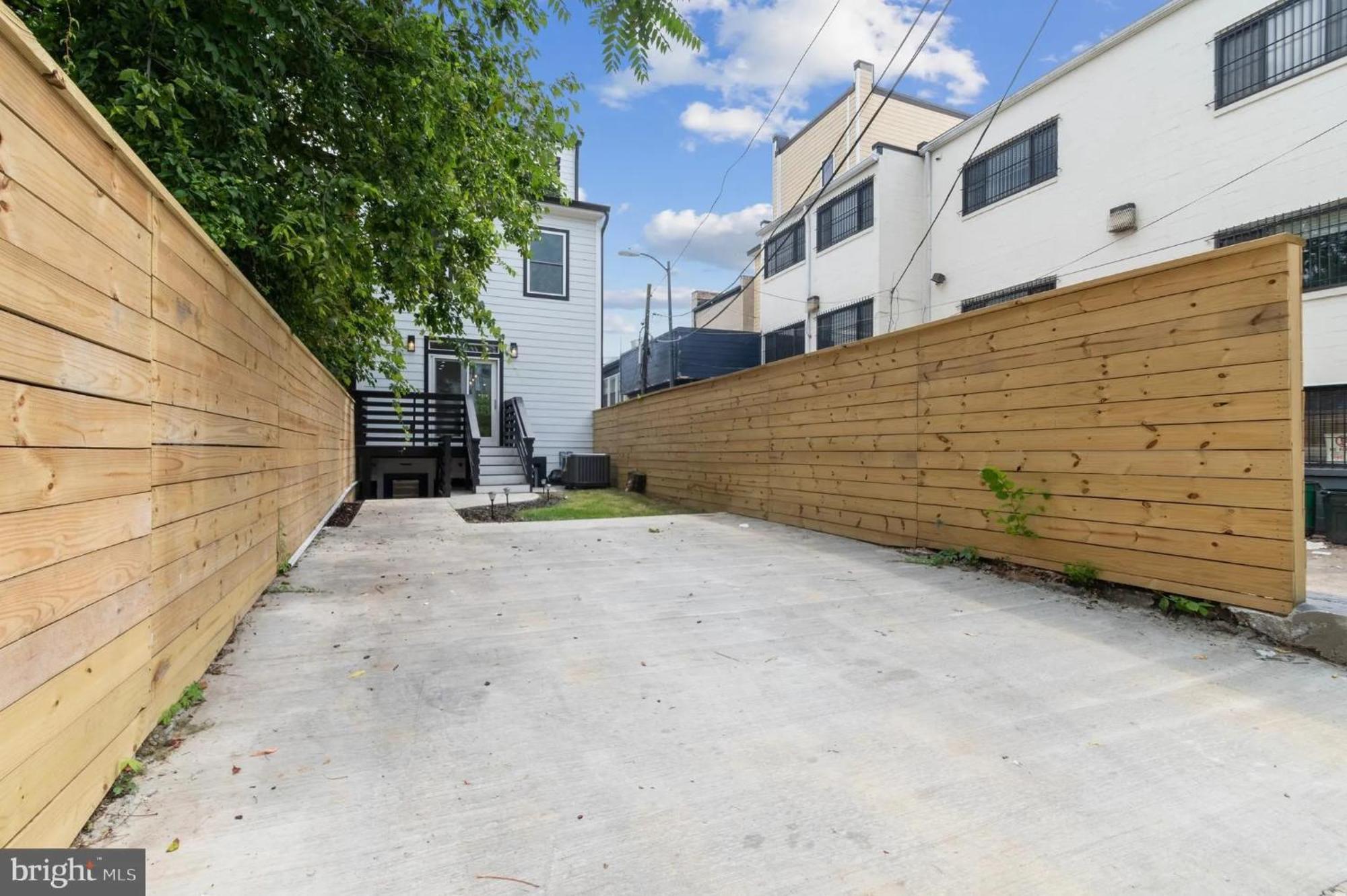 Modern 5br & 5ba Rooftop Deck & Private Parking Ferienhaus *