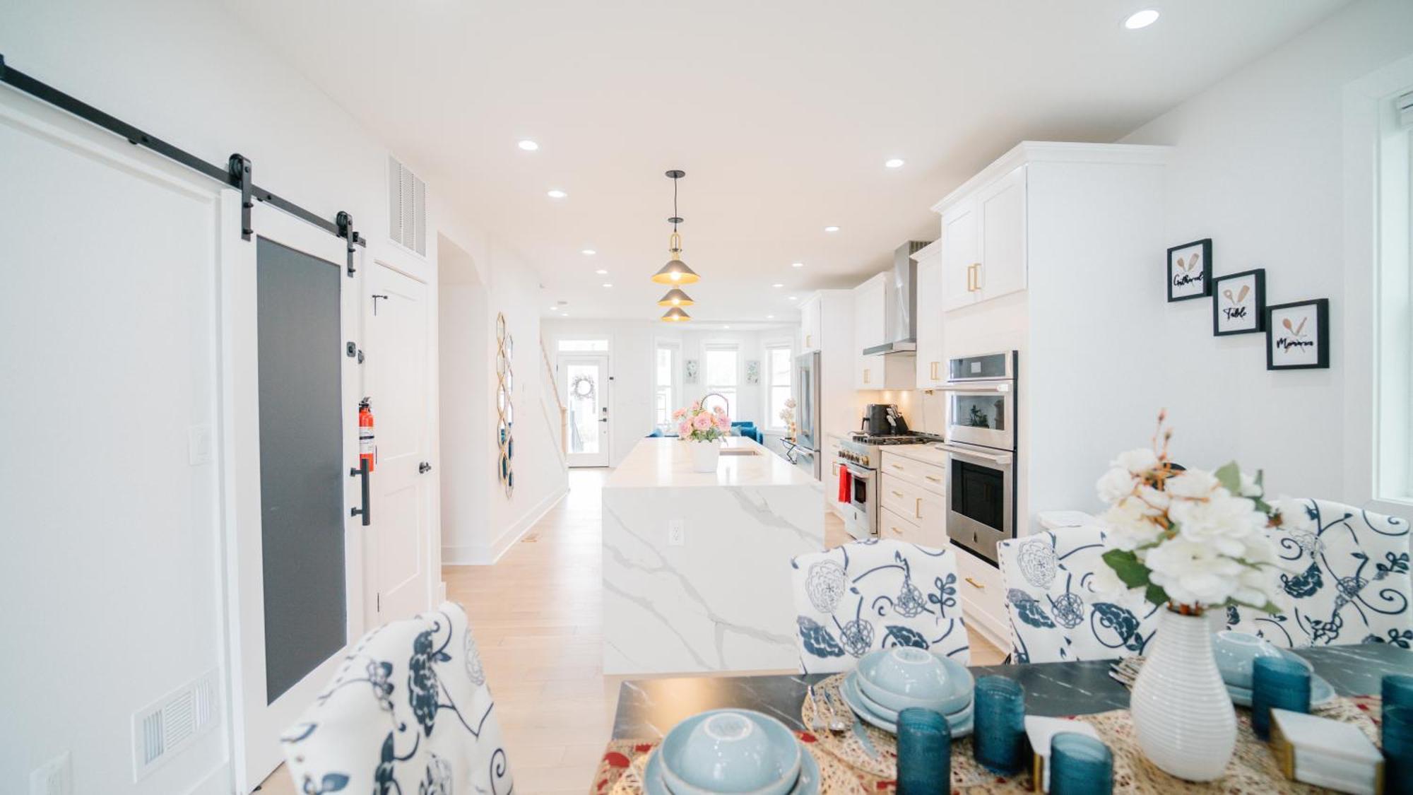Modern 5br & 5ba Rooftop Deck & Private Parking Ferienhaus Washington