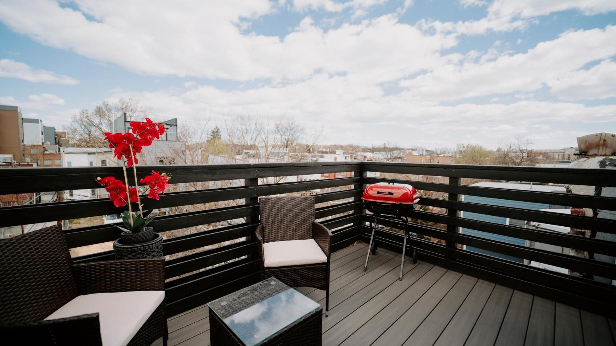 Modern 5br & 5ba Rooftop Deck & Private Parking Ferienhaus Washington
